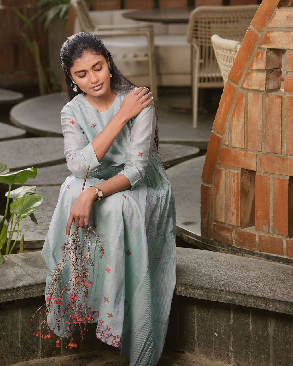 Nooru Midi Dress